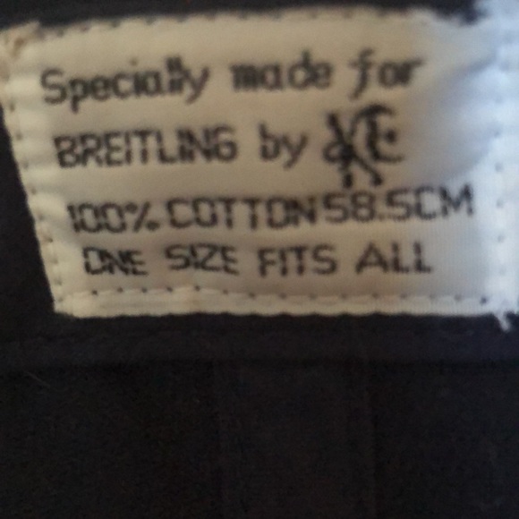 Breitling blue baseball style cap.  Navy Blue with gold logo - Picture 6 of 6